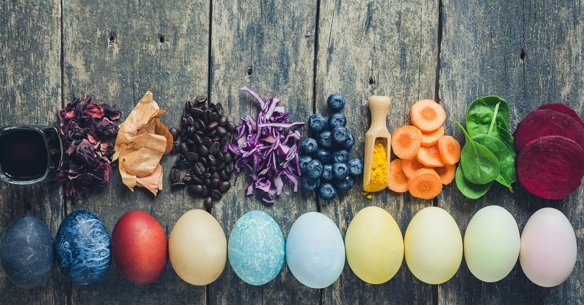 Как красить пасхальные яйца: лучшие способы